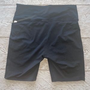 Fabletics Black Bike Shorts Size Large
